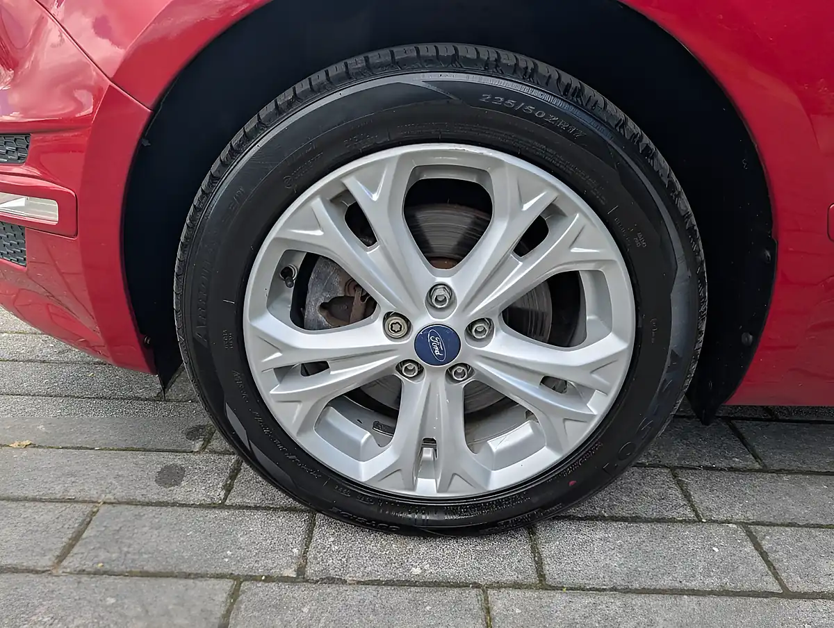 Used 2014 Ford S-Max Titanium Red - Interior and Exterior details 13