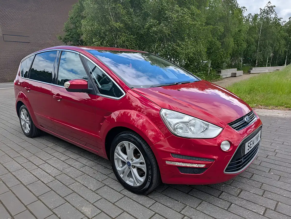 Used 2014 Ford S-Max Titanium Red - Interior and Exterior details 2
