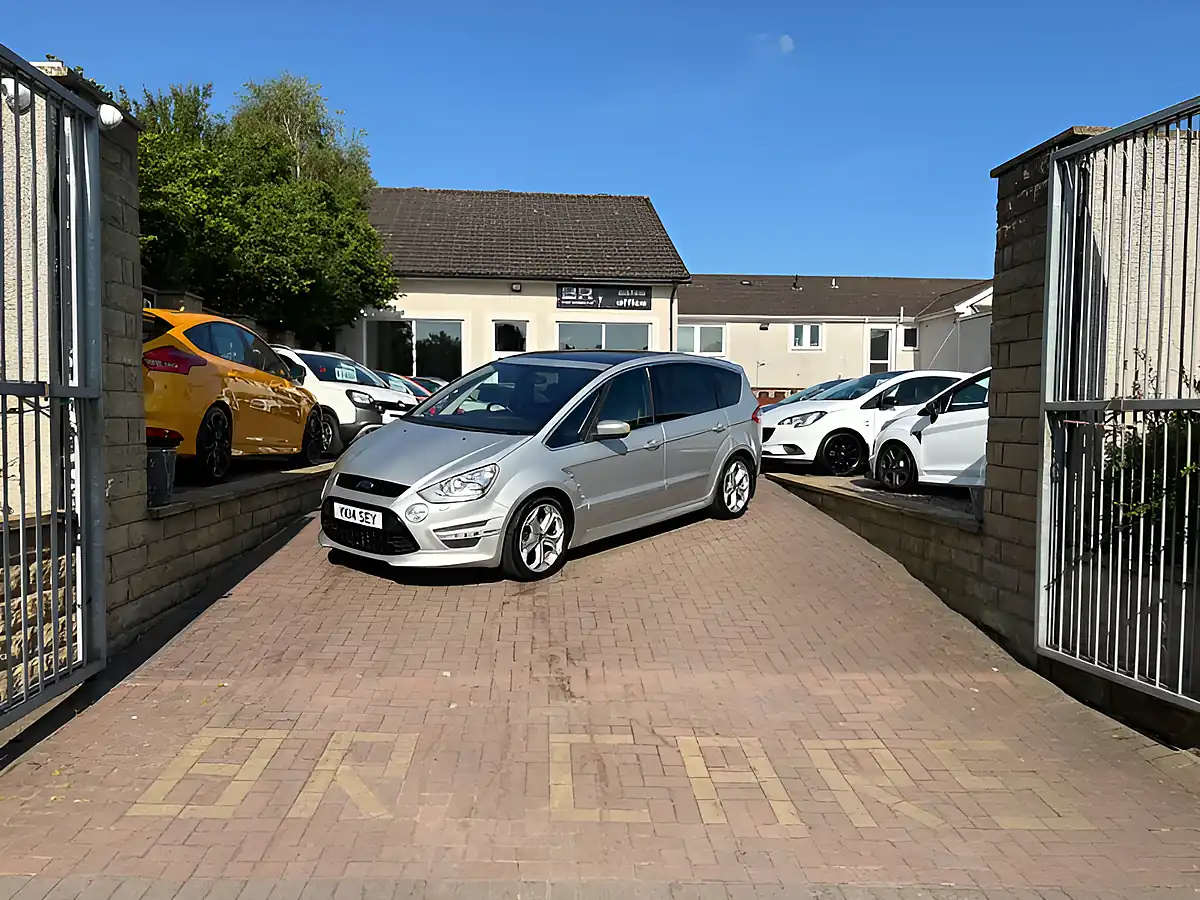 Used 2014 Ford S-Max Titanium X Sport Silver - Interior and Exterior details 3