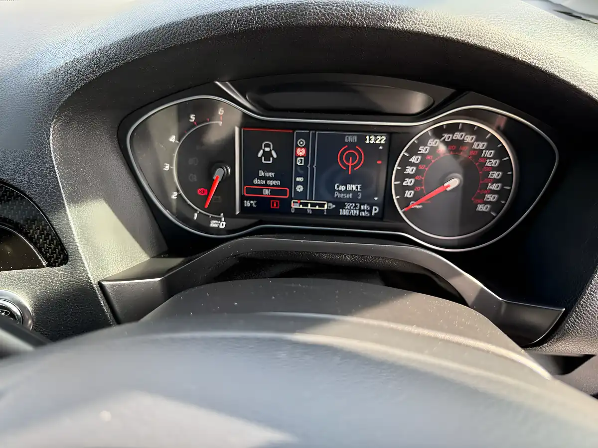 Used 2014 Ford S-Max Titanium X Sport Silver - Interior and Exterior details 12