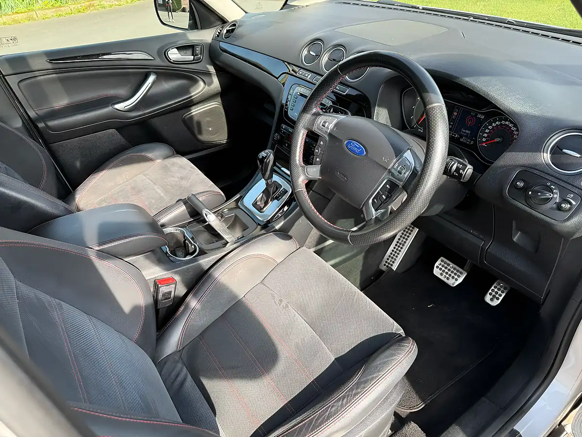 Used 2014 Ford S-Max Titanium X Sport Silver - Interior and Exterior details 9