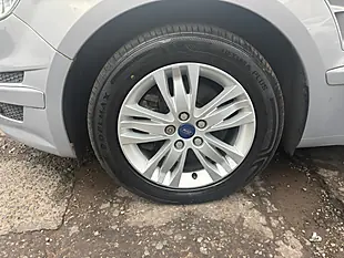 Used 2014 Ford S-Max Zetec Silver - Interior and Exterior details 16
