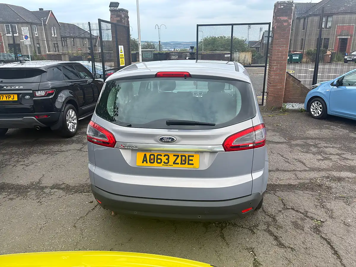 Used 2014 Ford S-Max Zetec Silver - Interior and Exterior details 4