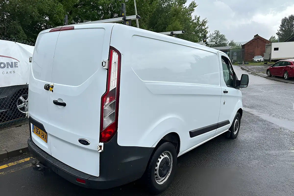 Used 2014 Ford Tourneo Custom 270 L1 H1 White - Interior and Exterior details 8
