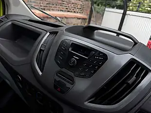 Used 2014 Ford Transit 350 Caged Tipper Green - Interior and Exterior details 15