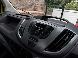 Used 2014 Ford Transit 350 Caged Tipper Green - Interior and Exterior details 16