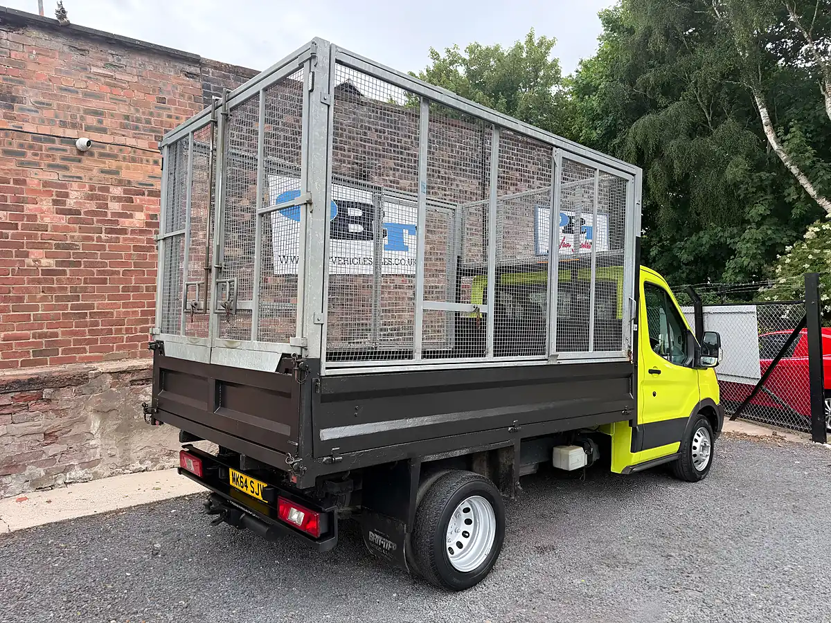Used 2014 Ford Transit 350 Caged Tipper Green - Interior and Exterior details 3