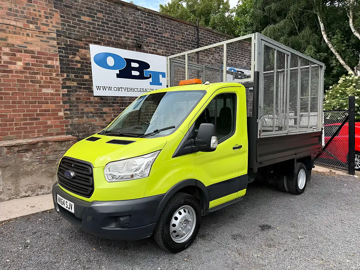 Used 2014 Ford Transit 350 Caged Tipper Green - Interior and Exterior details 4