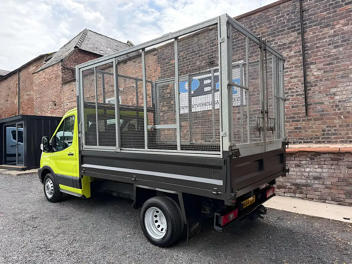 Used 2014 Ford Transit 350 Caged Tipper Green - Interior and Exterior details 6