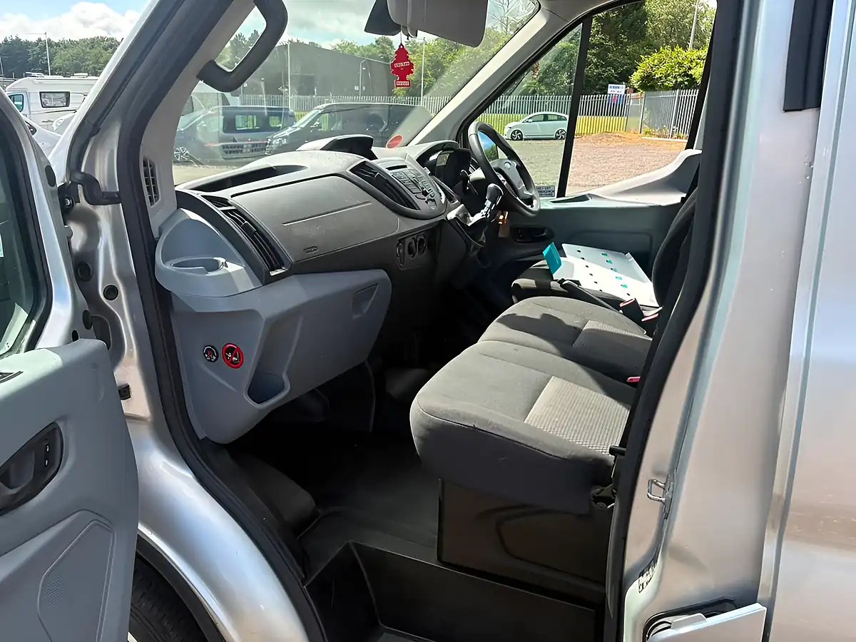 Used 2014 Ford Transit 370 Hdt Minibus L2 H2 Silver - Interior and Exterior details 10
