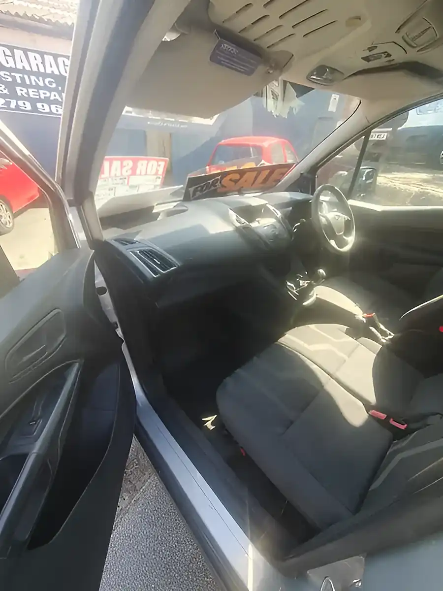 Used 2014 Ford Transit Connect Long Wheelbase Silver - Interior and Exterior details 11