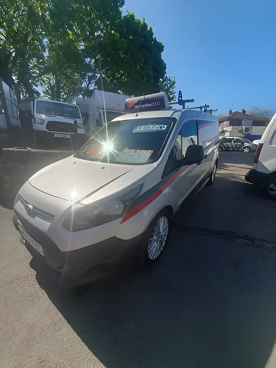 Used 2014 Ford Transit Connect Long Wheelbase Silver - Interior and Exterior details 9