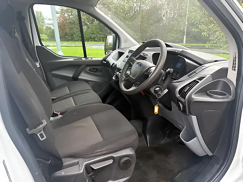 Used 2014 Ford Transit Custom 270 Econetic L1 H1 White - Interior and Exterior details 10