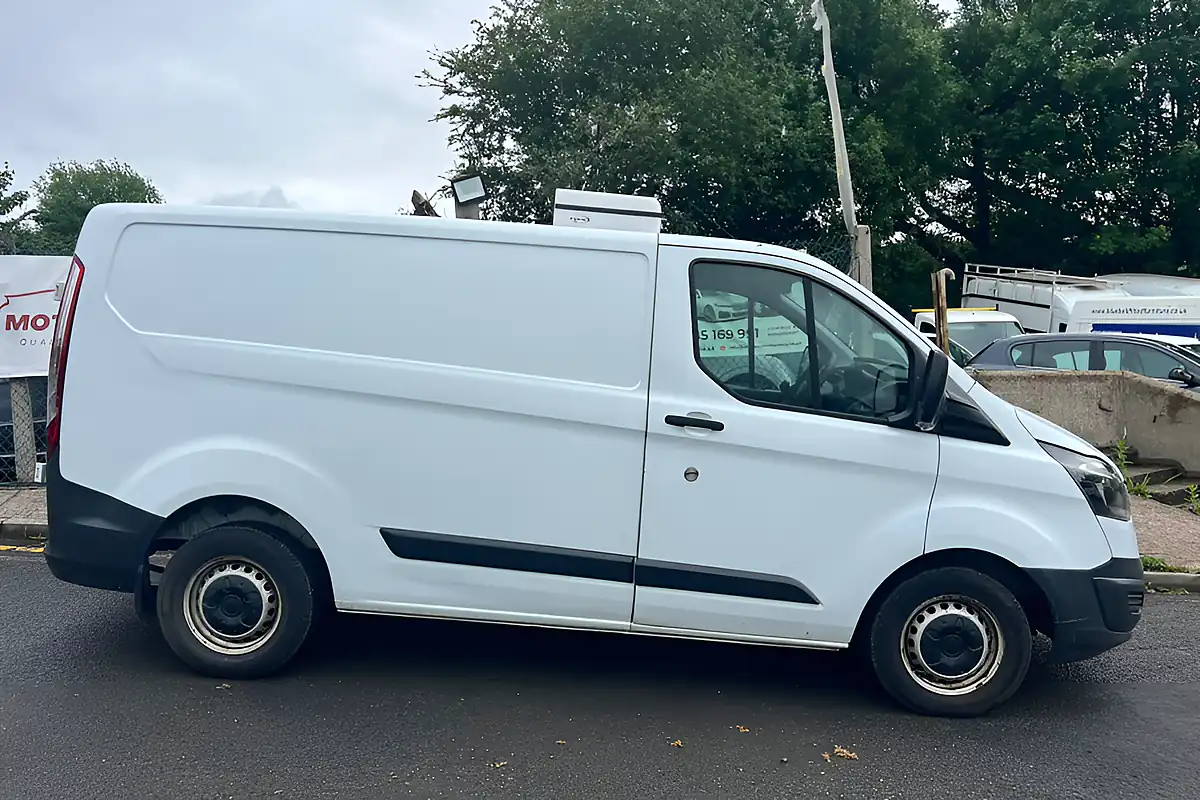 Used 2014 Ford Transit Custom 270 L1 H1 White - Interior and Exterior details 4