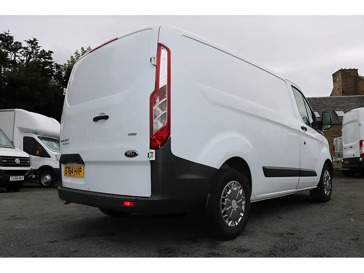 Used 2014 Ford Transit Custom 270 Lr P/V White - Interior and Exterior details 9
