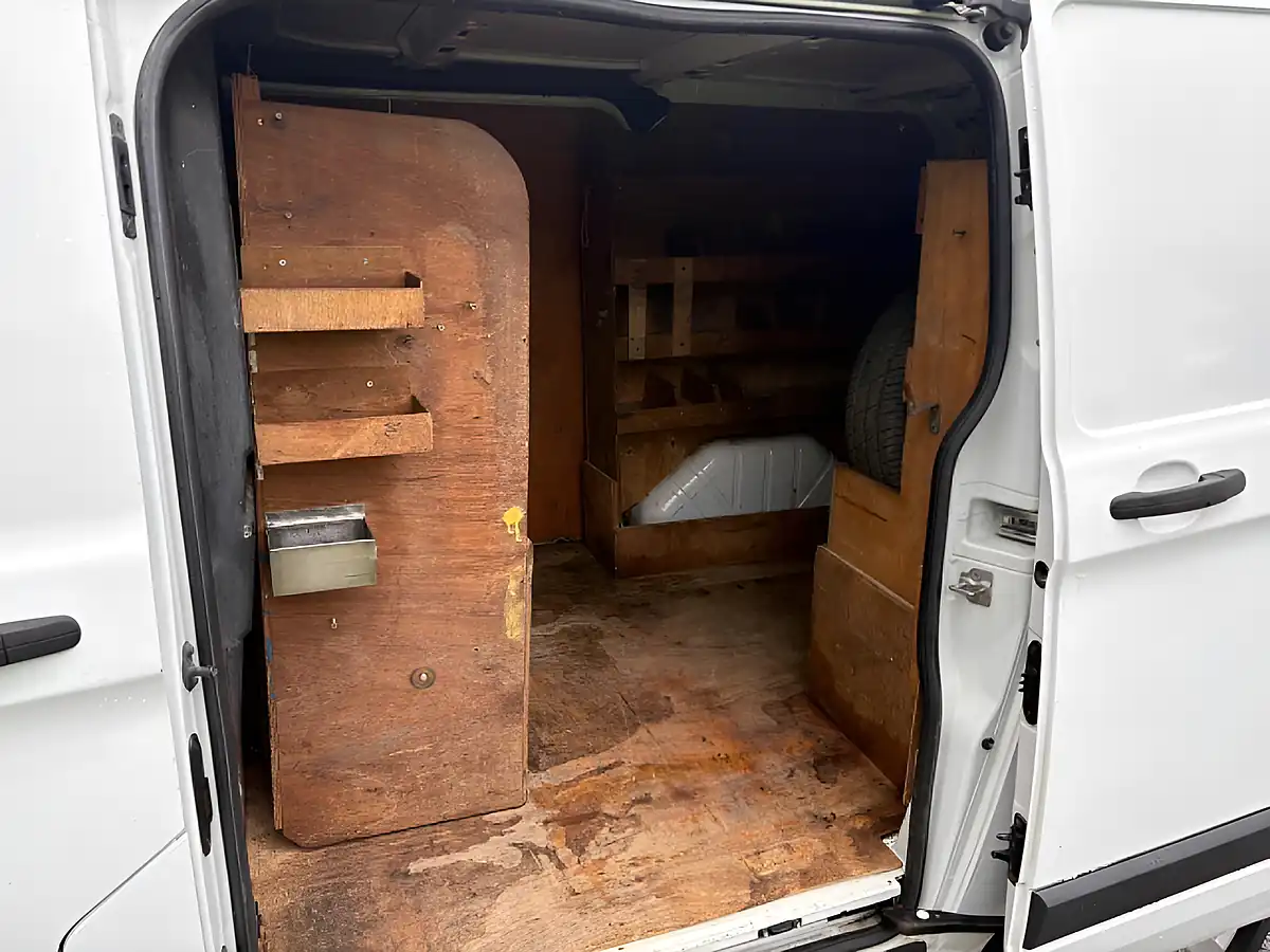 Used 2014 Ford Transit Custom 290 L1 H1 White - Interior and Exterior details 10