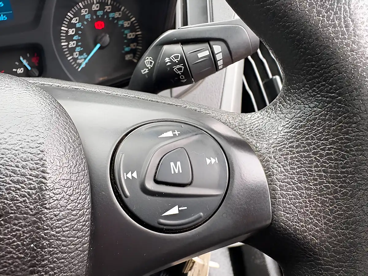 Used 2014 Ford Transit Custom 290 L1 H1 White - Interior and Exterior details 17