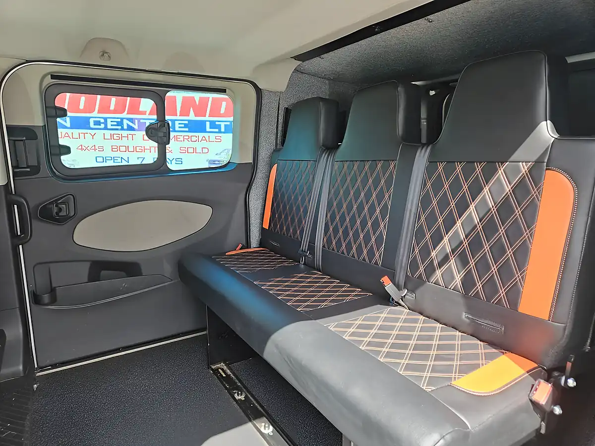Used 2014 Ford Transit Custom 290 Ltd Crew Silver - Interior and Exterior details 11