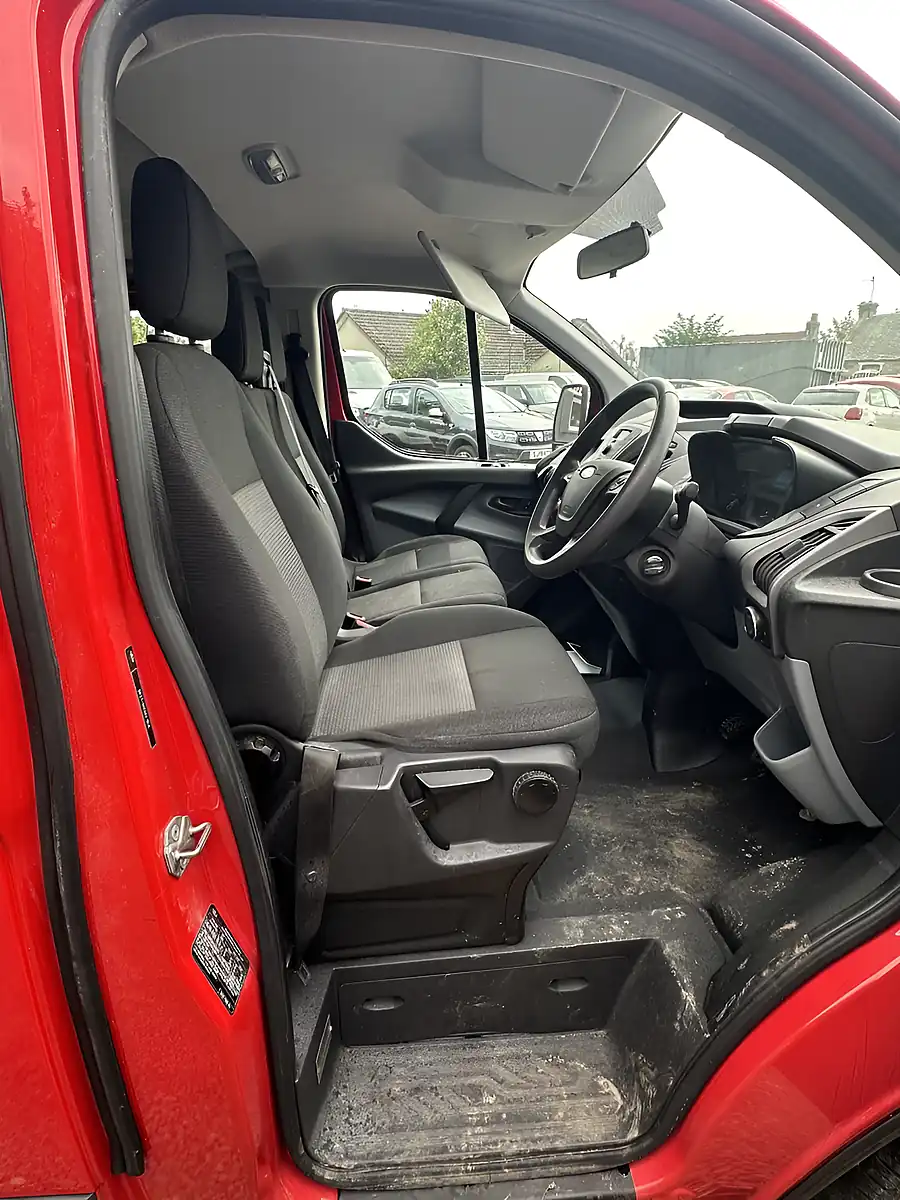 Used 2014 Ford Transit Custom 310 Econetic Red - Interior and Exterior details 20