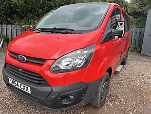 Used 2014 Ford Transit Custom 310 Econetic Red - Interior and Exterior details 5