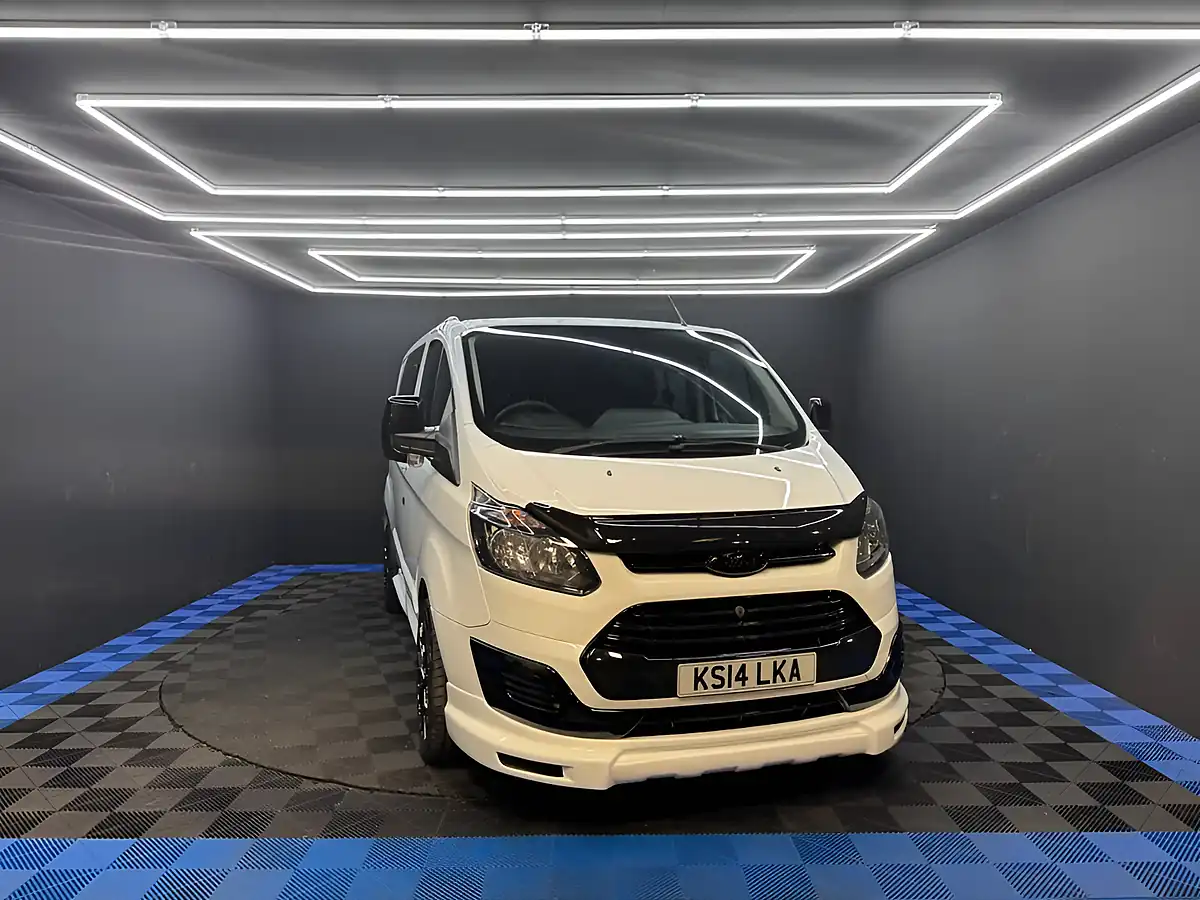 Used 2014 Ford Transit Custom Combi White - Interior and Exterior details 3