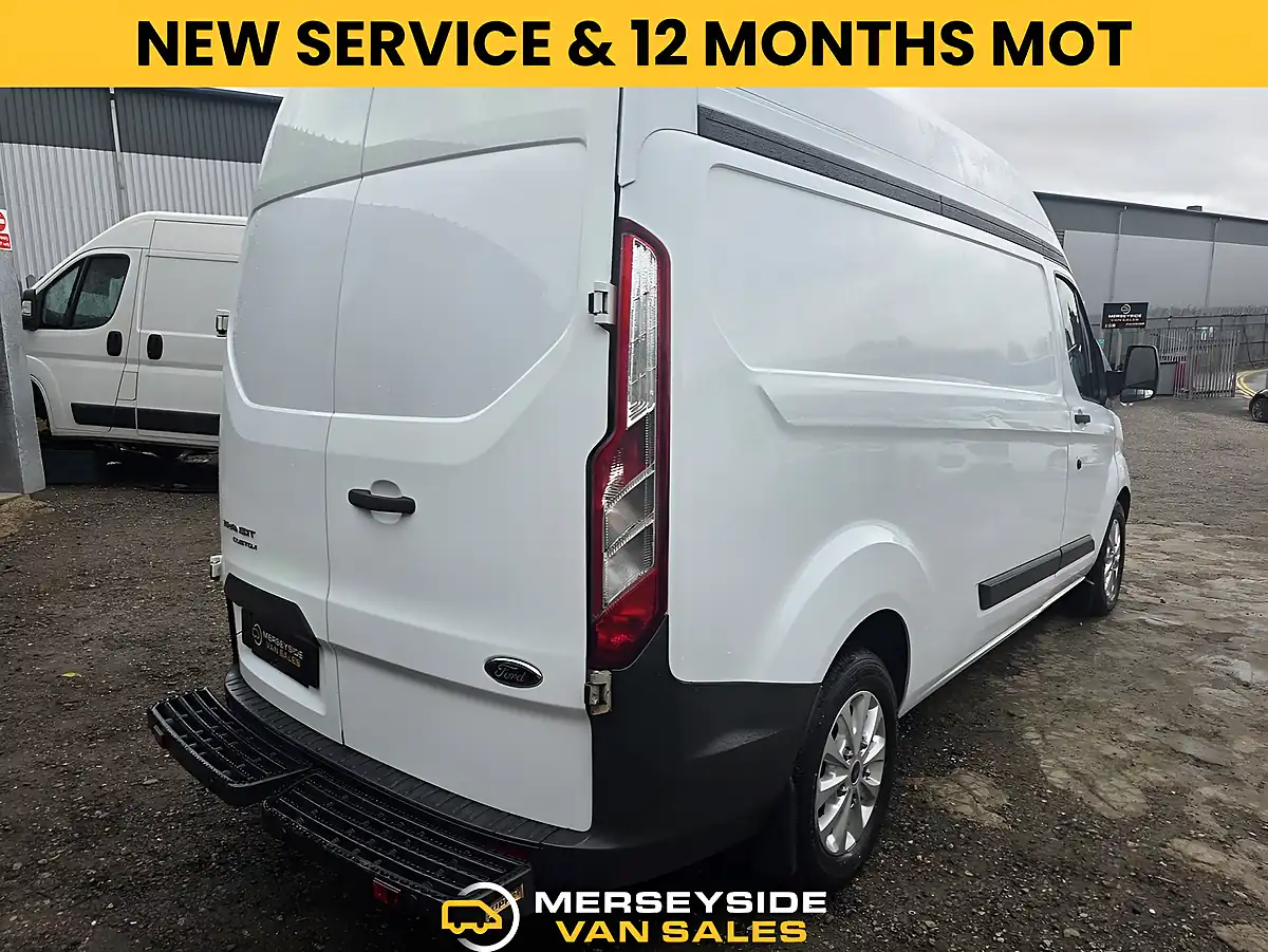 Used 2014 Ford Transit Custom Econetic White - Interior and Exterior details 2