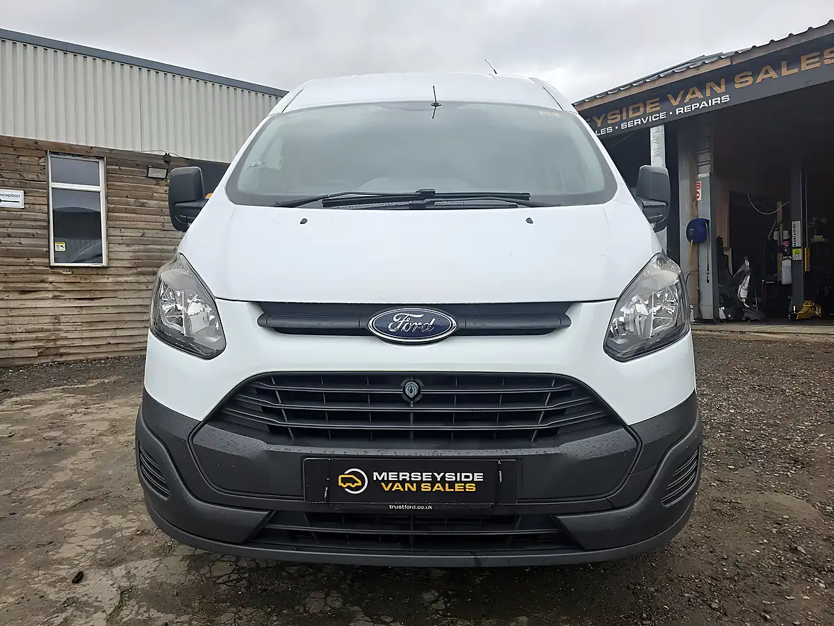 Used 2014 Ford Transit Custom Econetic White - Interior and Exterior details 6