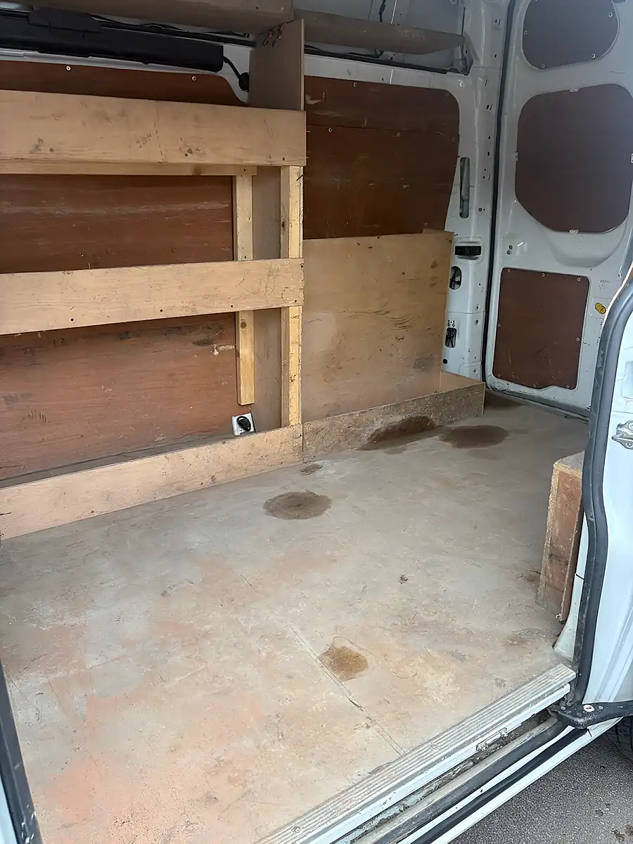 Used 2014 Ford Transit Custom Econetic White - Interior and Exterior details 7
