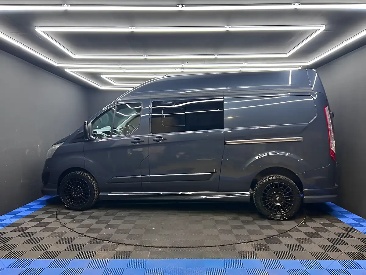 Used 2014 Ford Transit Custom Limited Blue - Interior and Exterior details 4