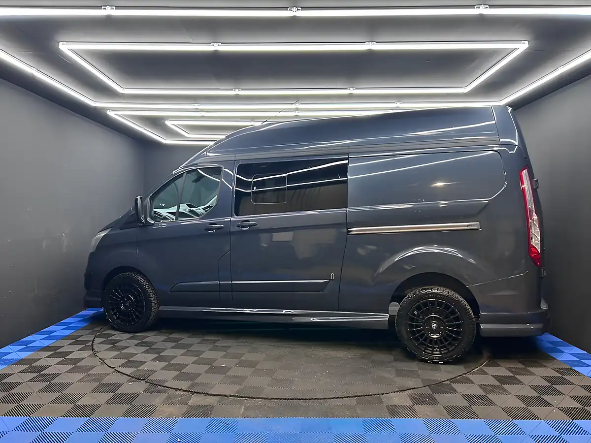 Used 2014 Ford Transit Custom Limited Blue - Interior and Exterior details 6