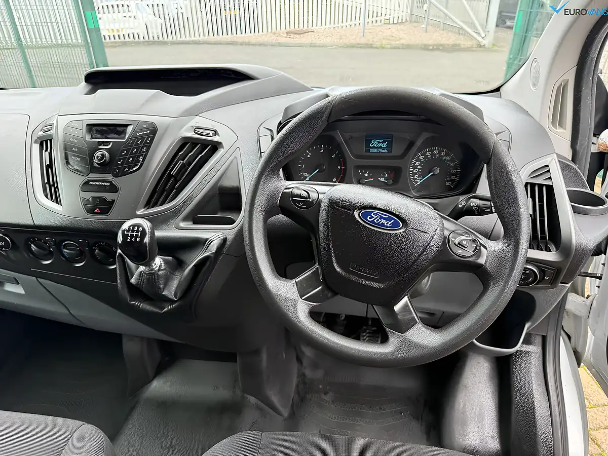 Used 2014 Ford Transit Custom Panel Van White - Interior and Exterior details 8