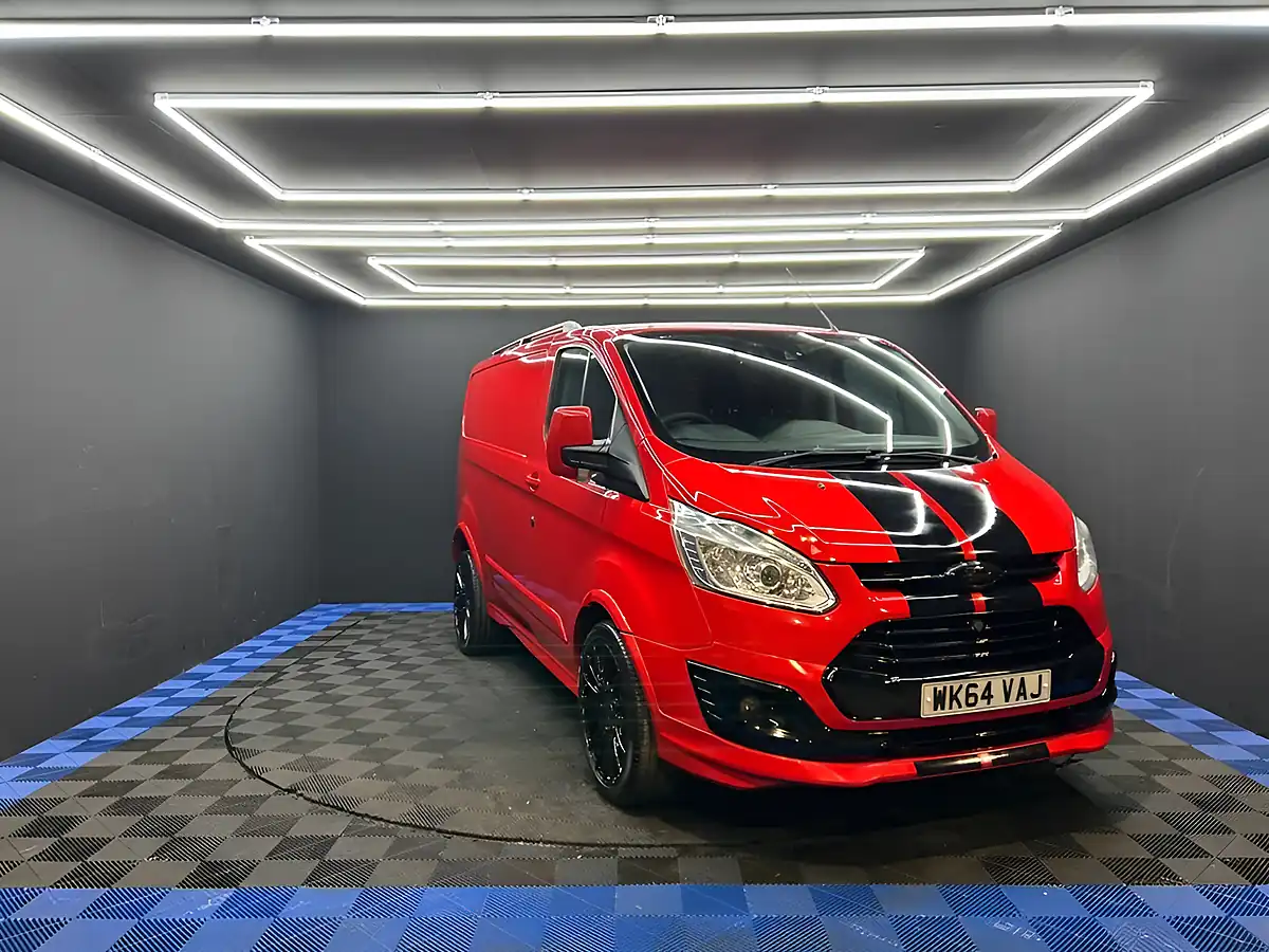 Used 2014 Ford Transit Custom Sport Red - Interior and Exterior details 3