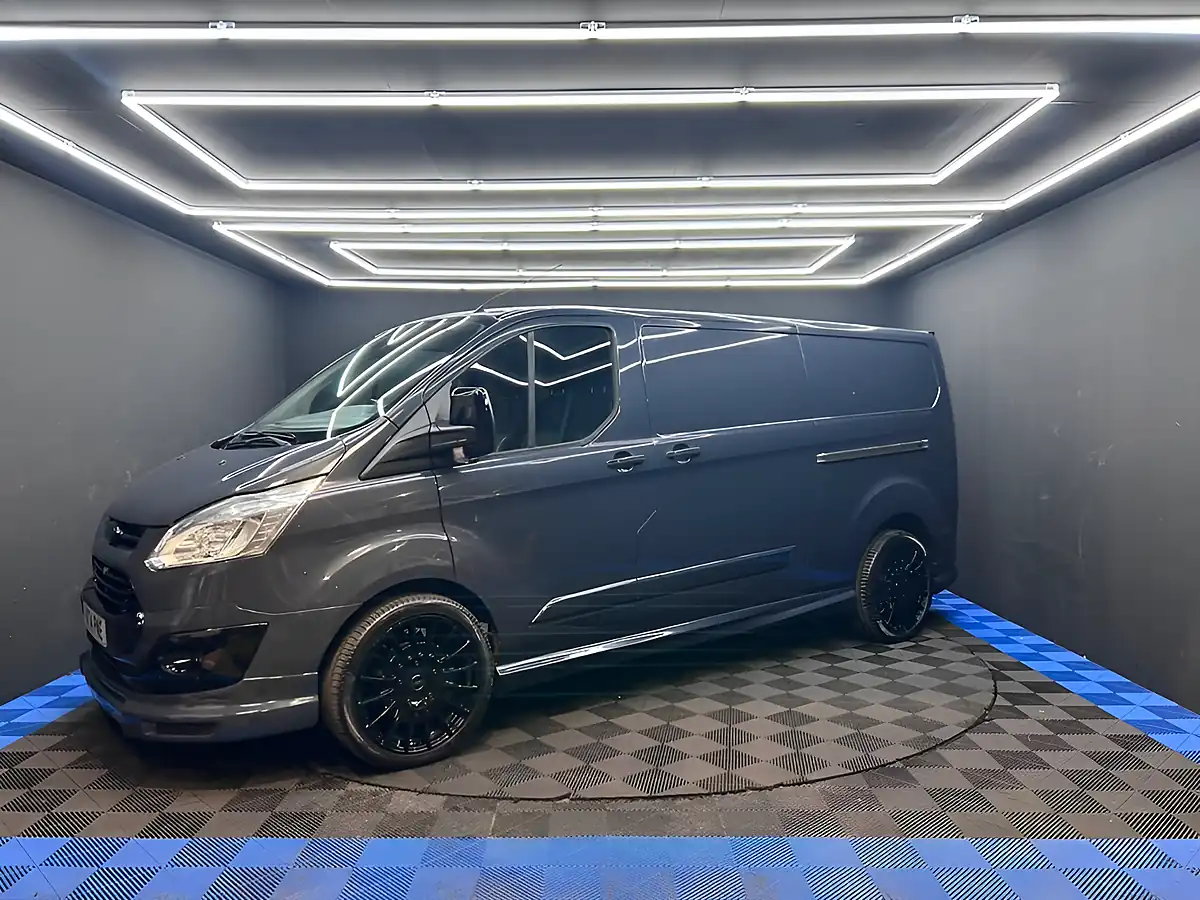 Used 2014 Ford Transit Custom Trend Blue - Interior and Exterior details 7
