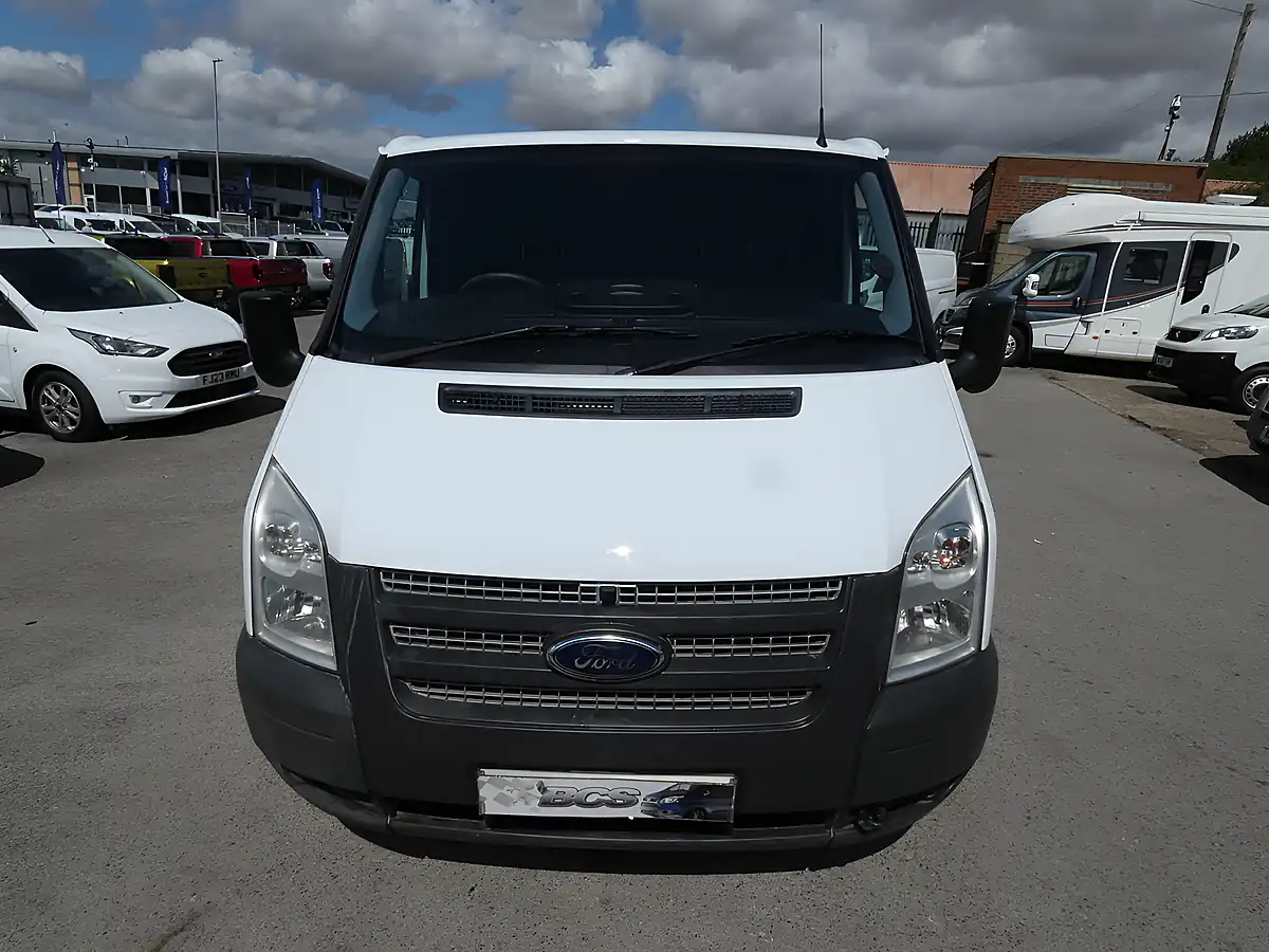 Used 2014 Ford Transit Swb L1H1 White - Interior and Exterior details 12