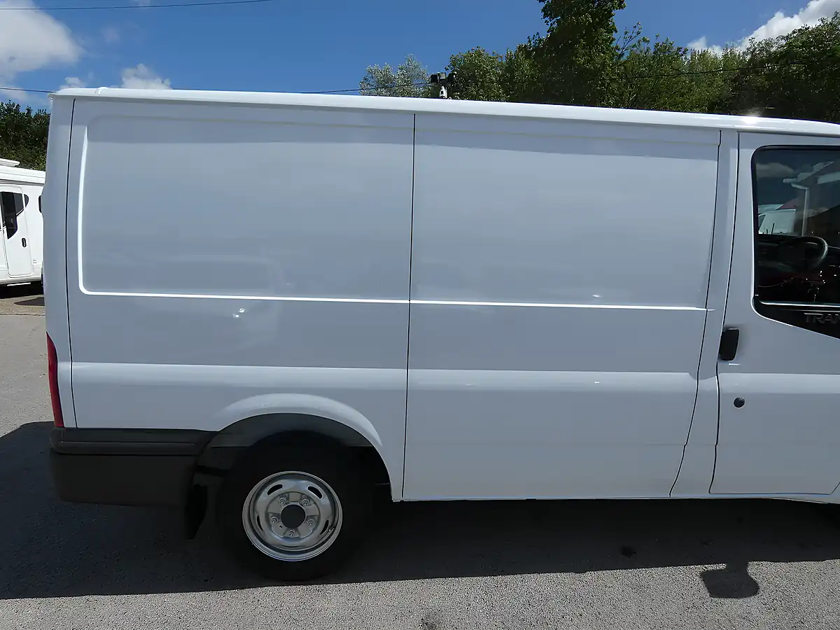 Used 2014 Ford Transit Swb L1H1 White - Interior and Exterior details 15