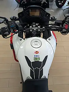 Used 2014 Honda CB500X White - Interior and Exterior details 11