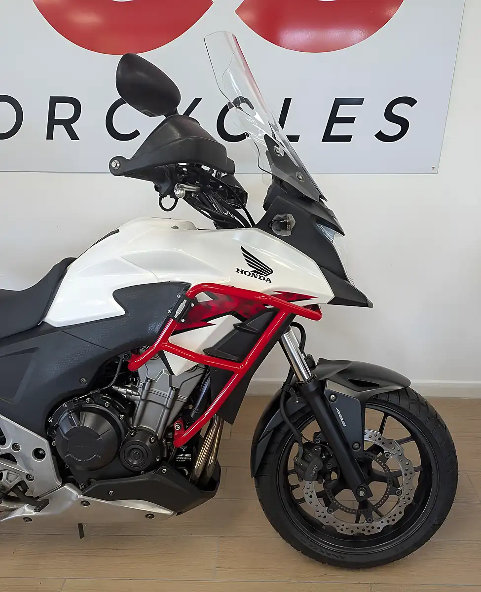 Used 2014 Honda CB500X White - Interior and Exterior details 6