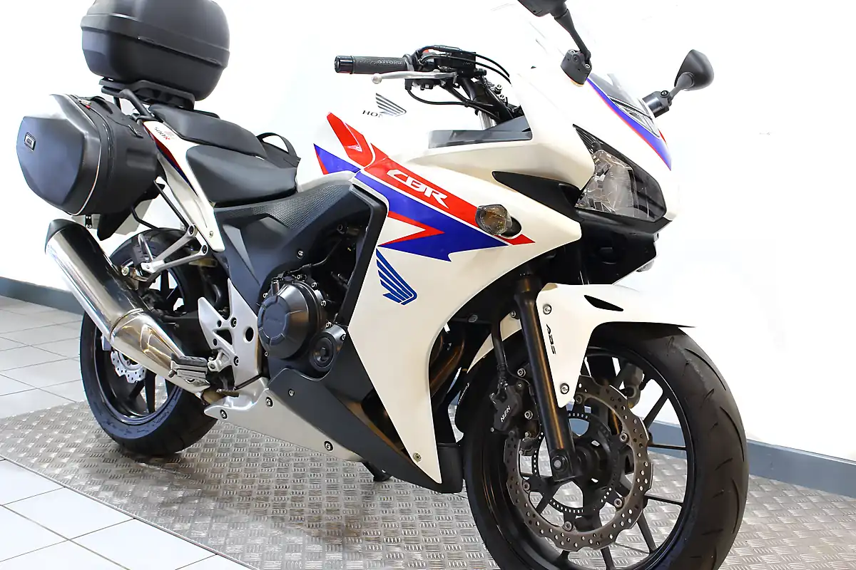 Used 2014 Honda CBR500R White - Interior and Exterior details 2