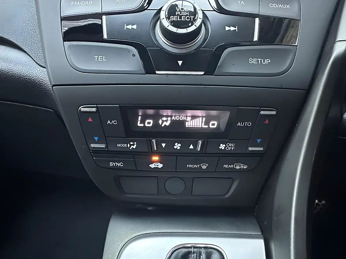 Used 2014 Honda Civic Se Plus Black - Interior and Exterior details 14