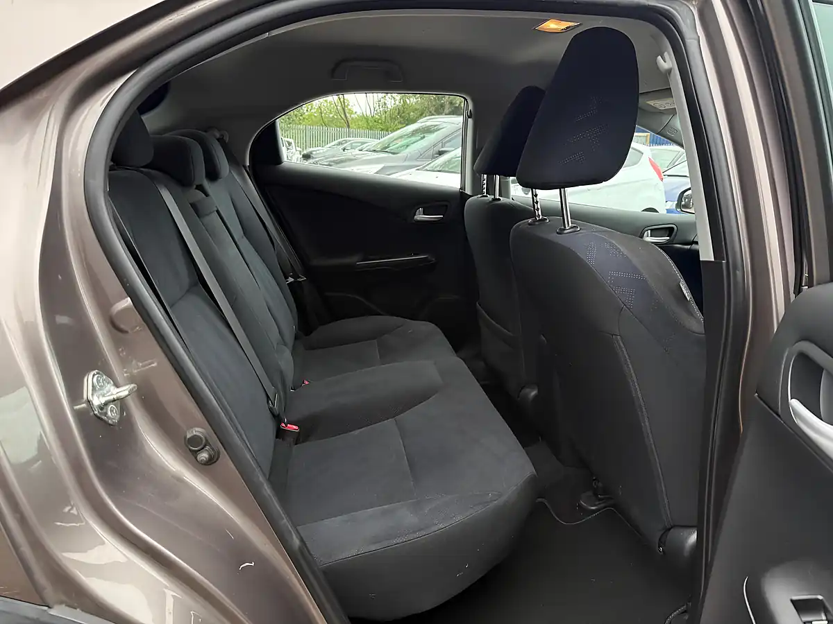 Used 2014 Honda Civic Se Plus Brown - Interior and Exterior details 13