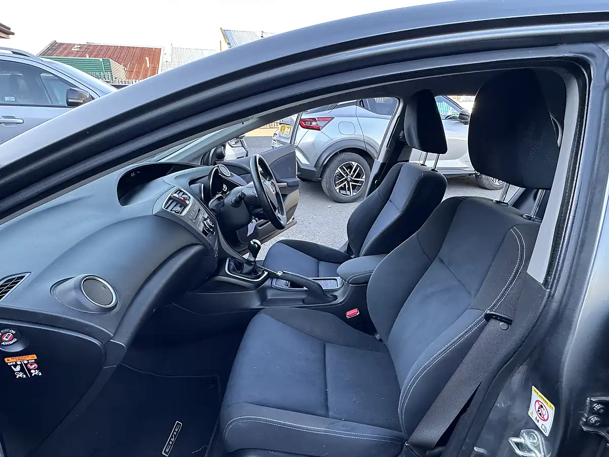 Used 2014 Honda Civic Se Plus Grey - Interior and Exterior details 13