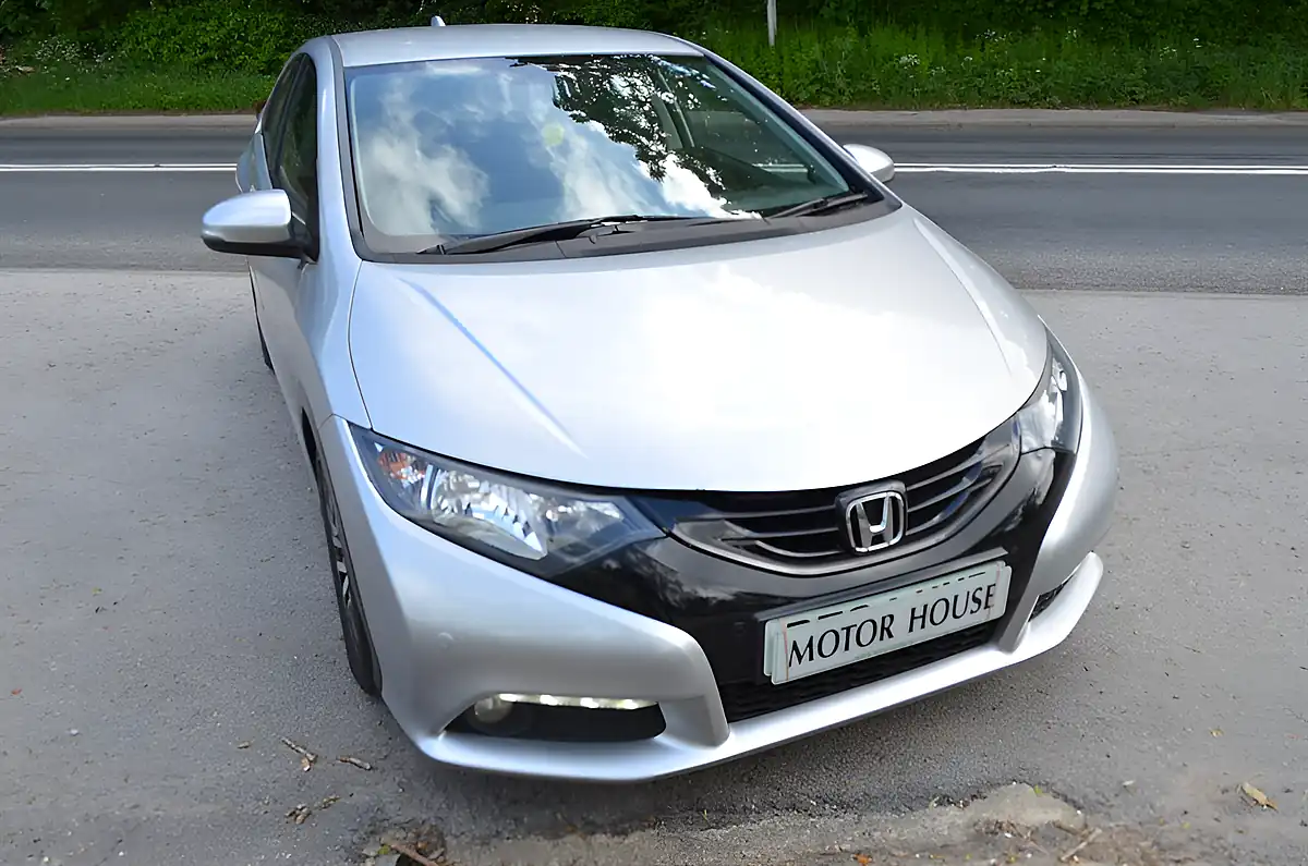 Used 2014 Honda Civic Se Plus Silver - Interior and Exterior details 2