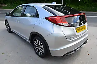Used 2014 Honda Civic Se Plus Silver - Interior and Exterior details 3