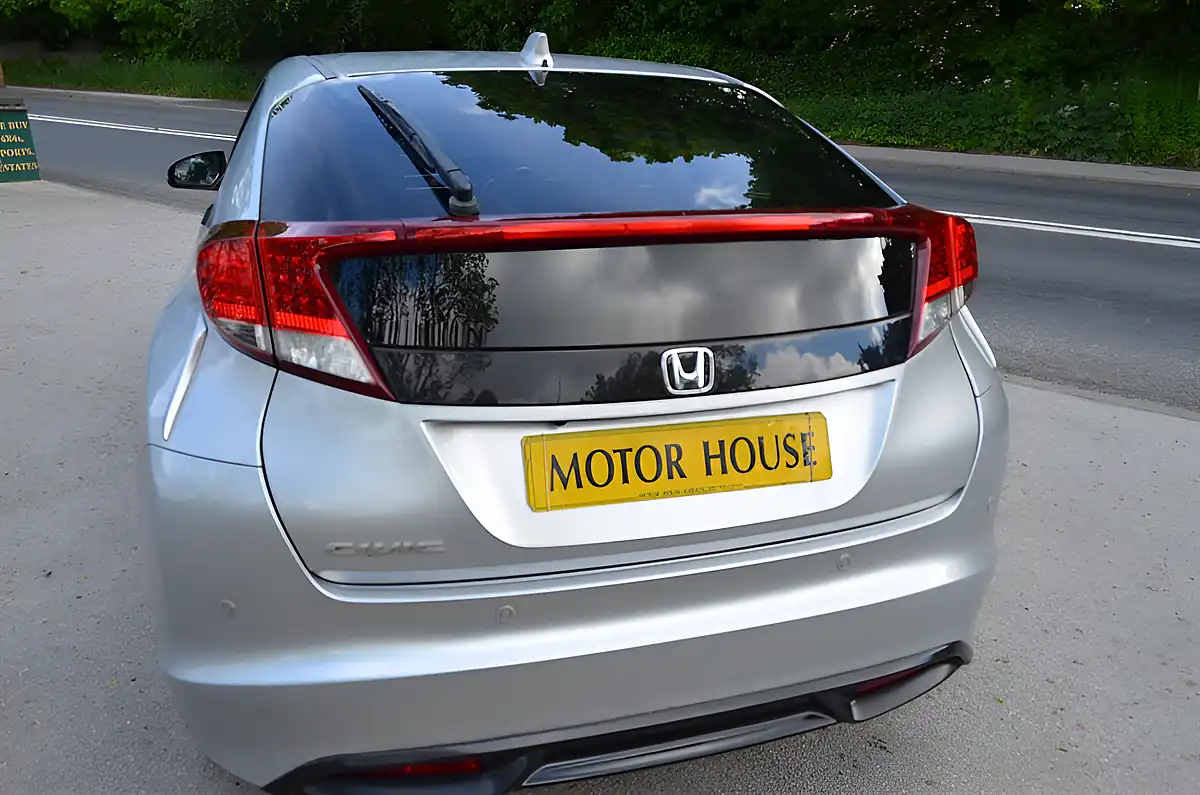 Used 2014 Honda Civic Se Plus Silver - Interior and Exterior details 5
