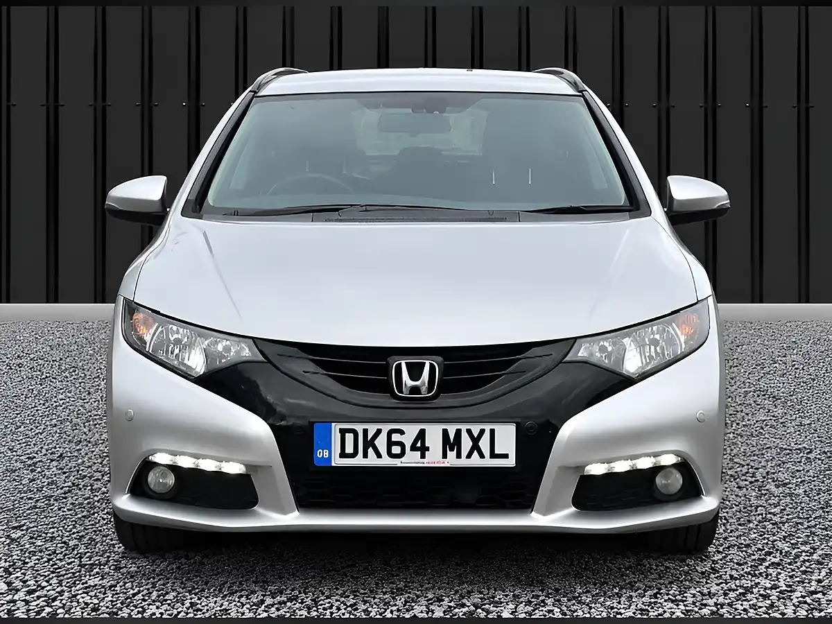 Used 2014 Honda Civic Se Plus Tourer Silver - Interior and Exterior details 2