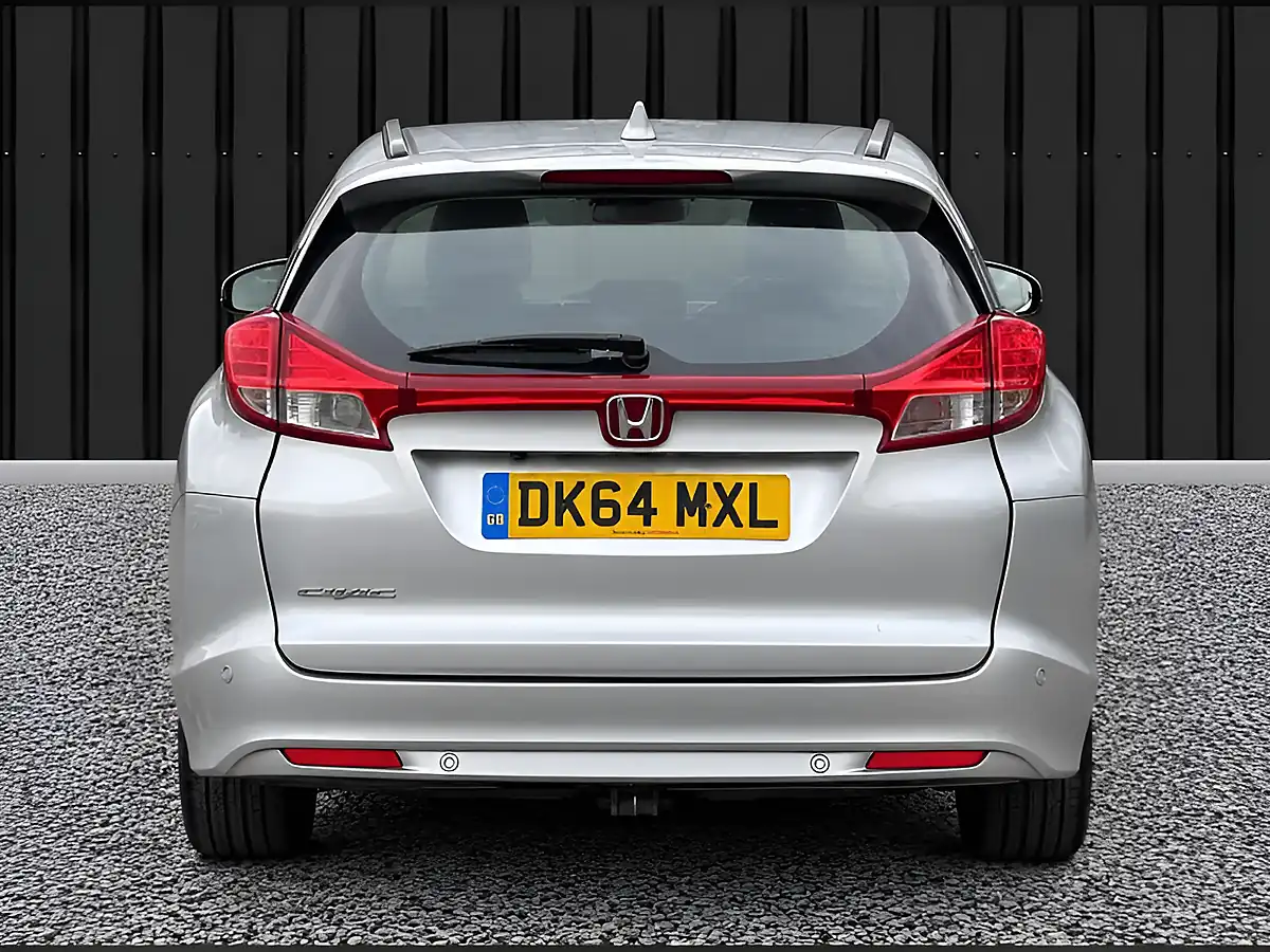 Used 2014 Honda Civic Se Plus Tourer Silver - Interior and Exterior details 5