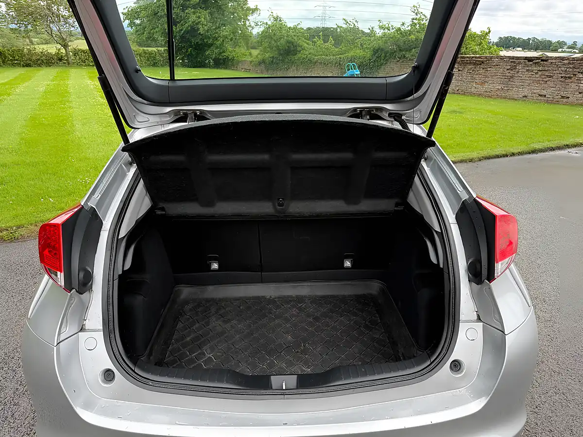 Used 2014 Honda Civic Se Silver - Interior and Exterior details 15