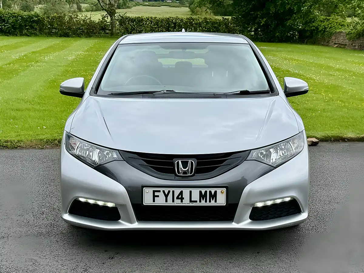 Used 2014 Honda Civic Se Silver - Interior and Exterior details 3