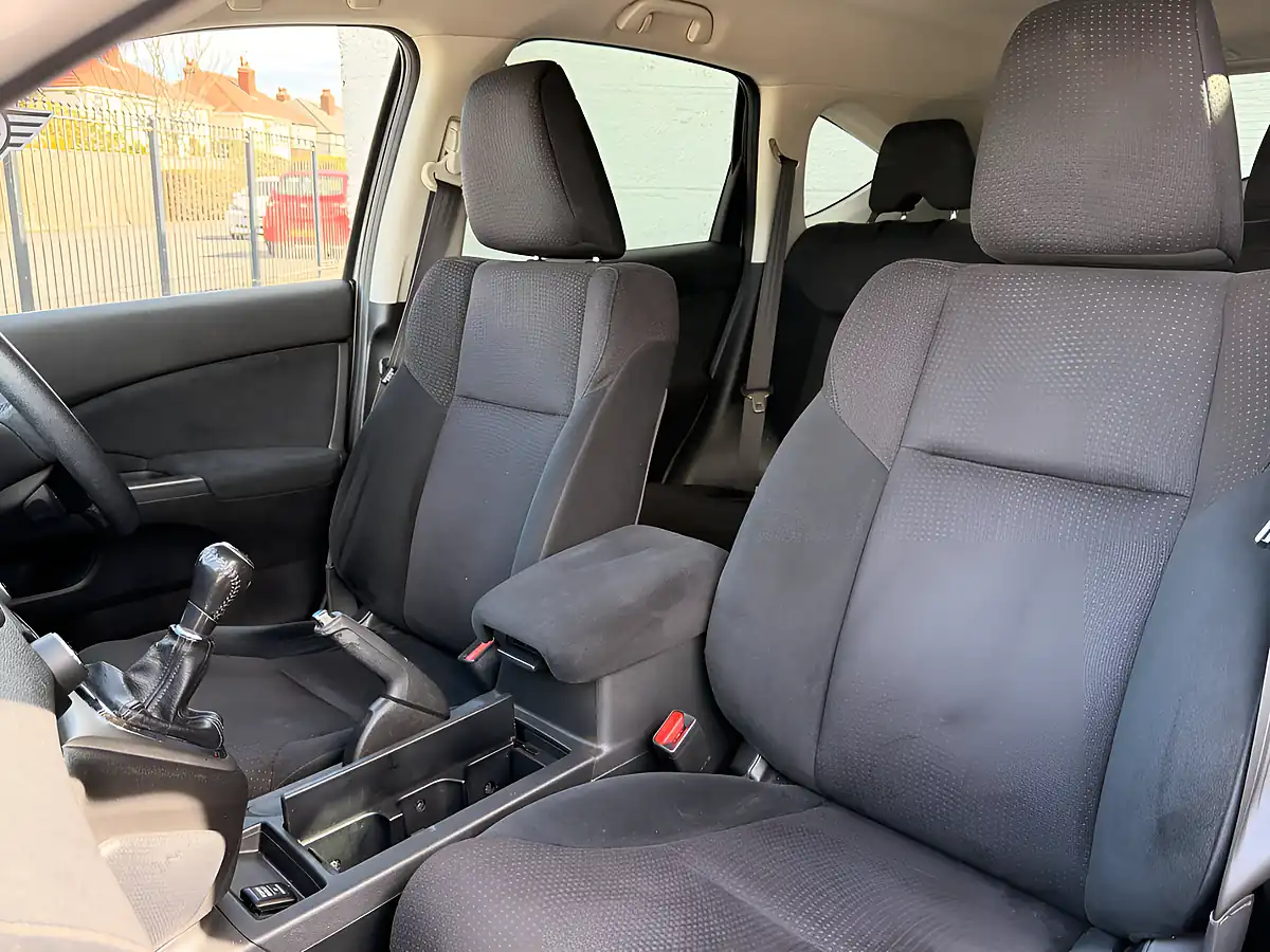 Used 2014 Honda Cr-V Se - Interior and Exterior details 13
