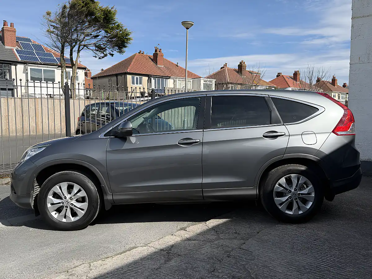 Used 2014 Honda Cr-V Se - Interior and Exterior details 4